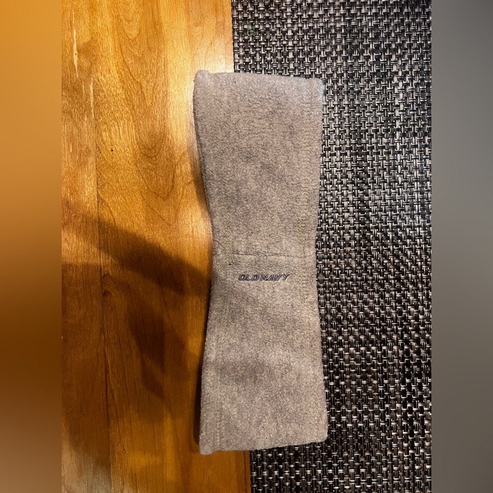 Old Navy grey suede earmuffs